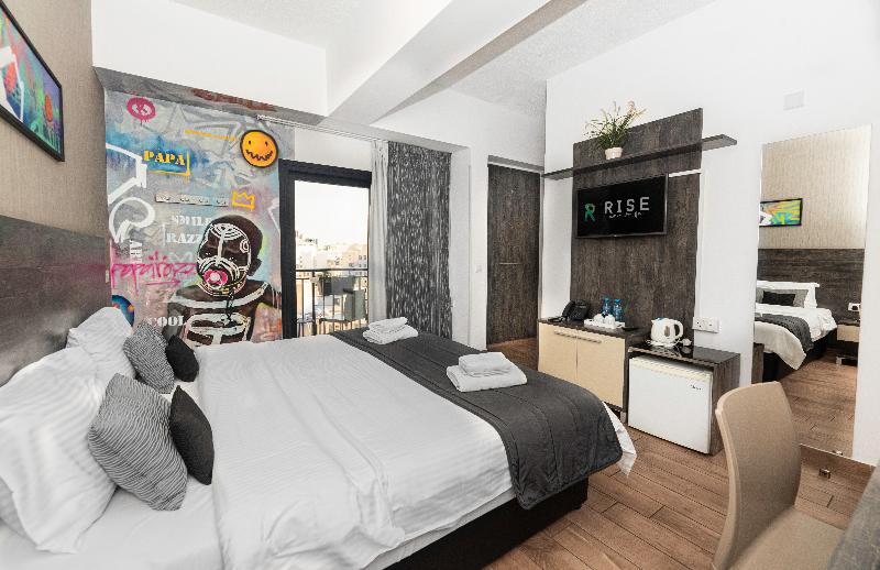Rise Hotel - Oda