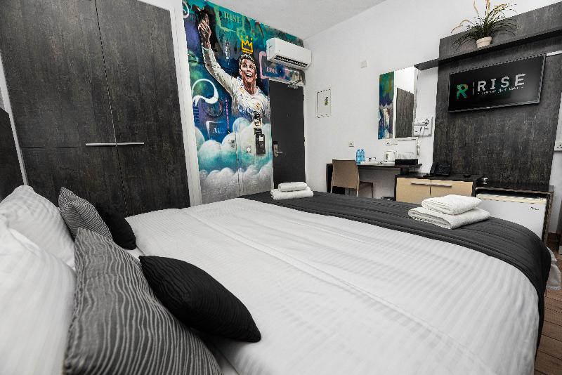 Rise Hotel - Oda