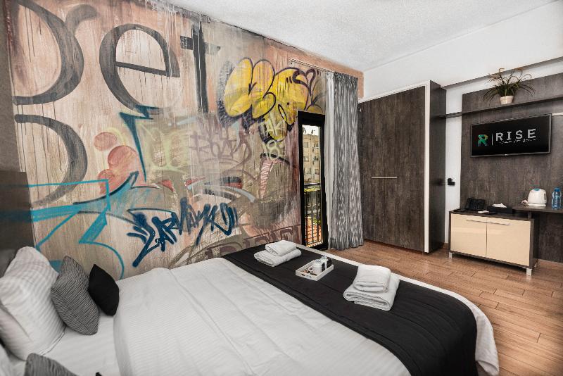 Rise Hotel - Oda