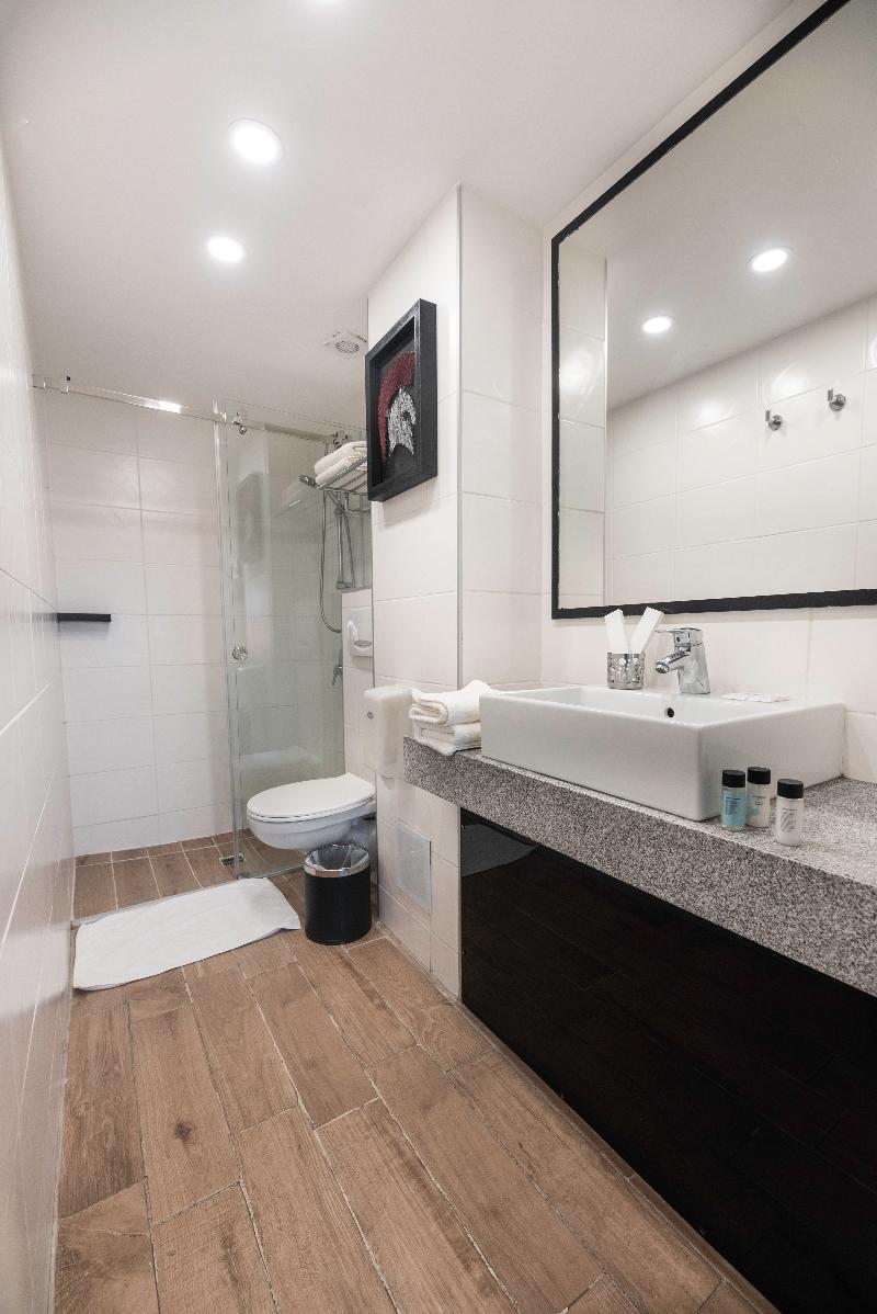 Rise Hotel - Oda