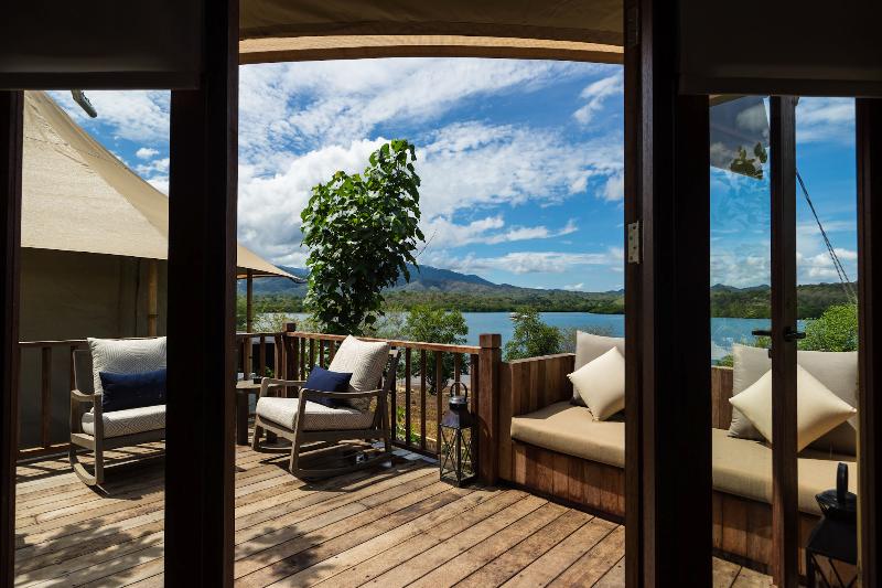 Menjangan Dynasty Resort - Oda