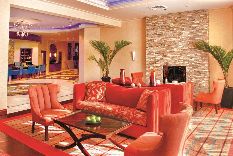 Viana Hotel & Spa Trademark Collection by Wyndham - Lobi