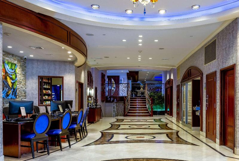 Viana Hotel & Spa Trademark Collection by Wyndham - Lobi