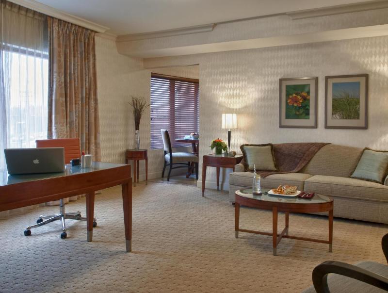 Viana Hotel & Spa Trademark Collection by Wyndham - Genel