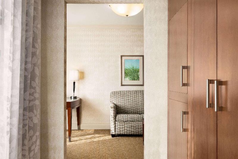 Viana Hotel & Spa Trademark Collection by Wyndham - Oda