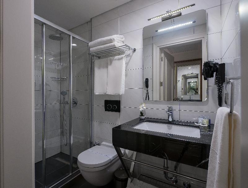 Le Petit Palace Hotel - Oda