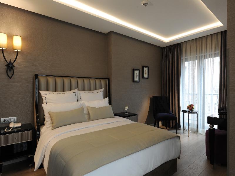 Le Petit Palace Hotel - Oda