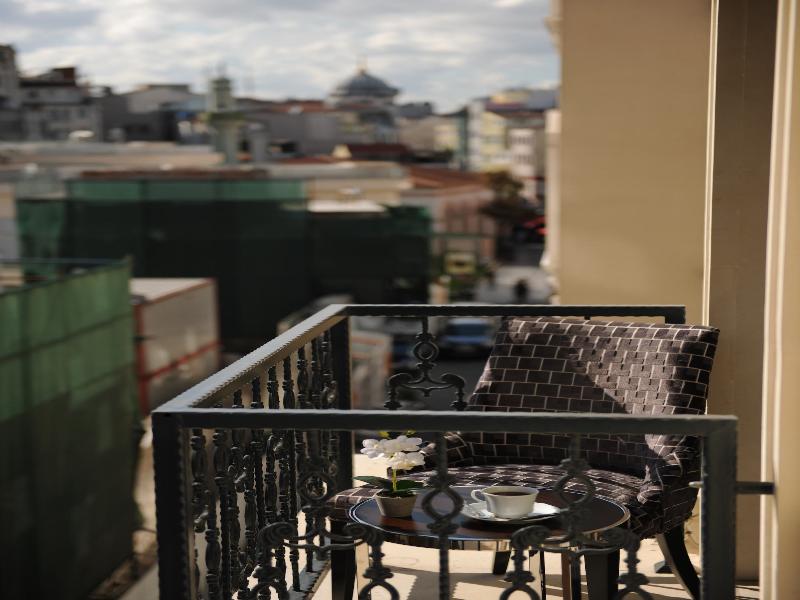 Le Petit Palace Hotel - Oda