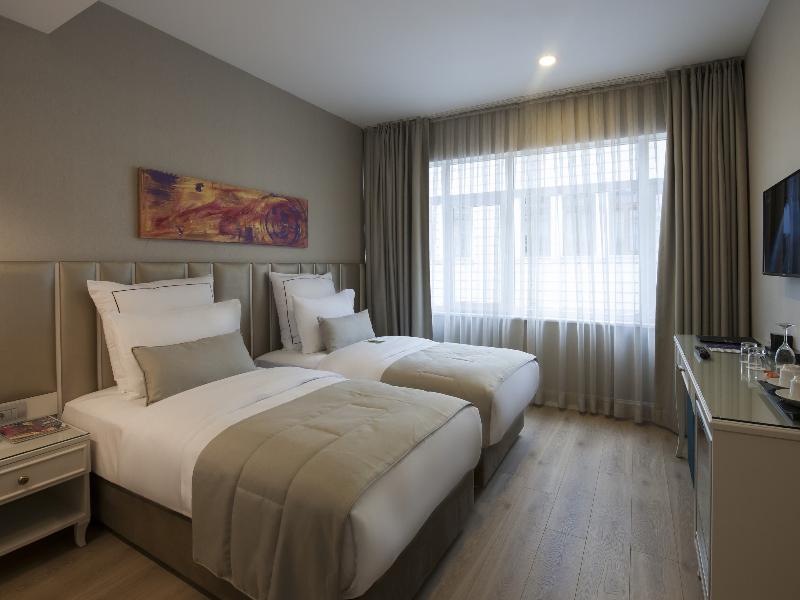 Le Petit Palace Hotel - Oda