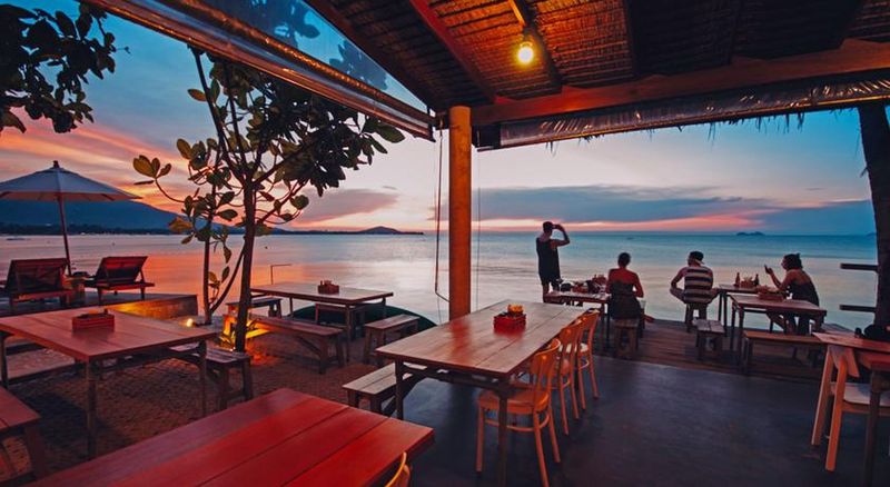 Escape Beach Resort - Restoran