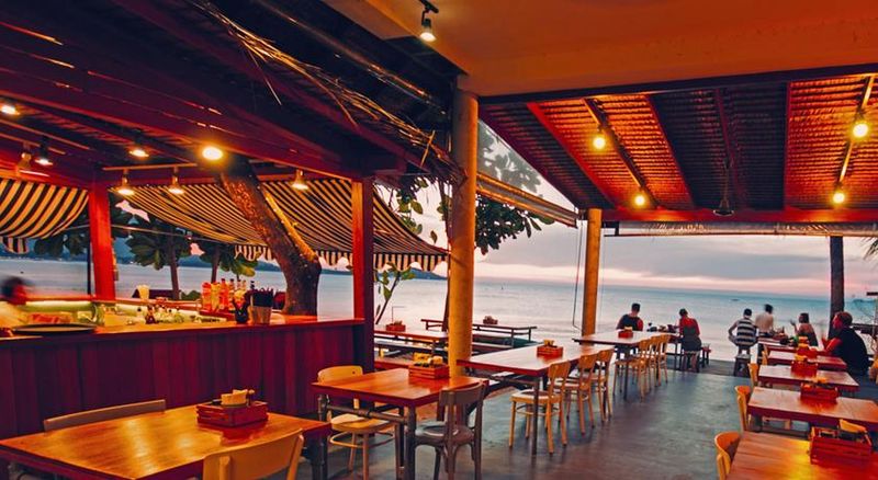 Escape Beach Resort - Restoran