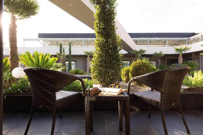 Doubletree By Hilton Izmir Airport - Genel