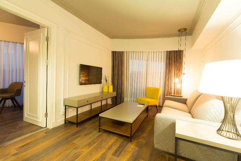 Doubletree By Hilton Izmir Airport - Oda