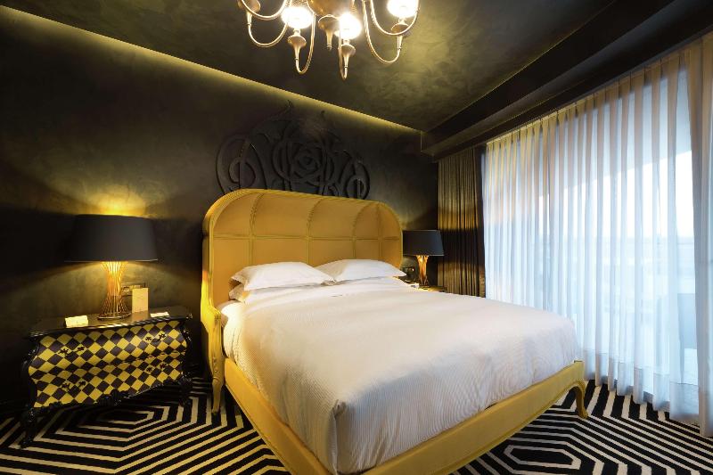 Doubletree By Hilton Izmir Airport - Oda