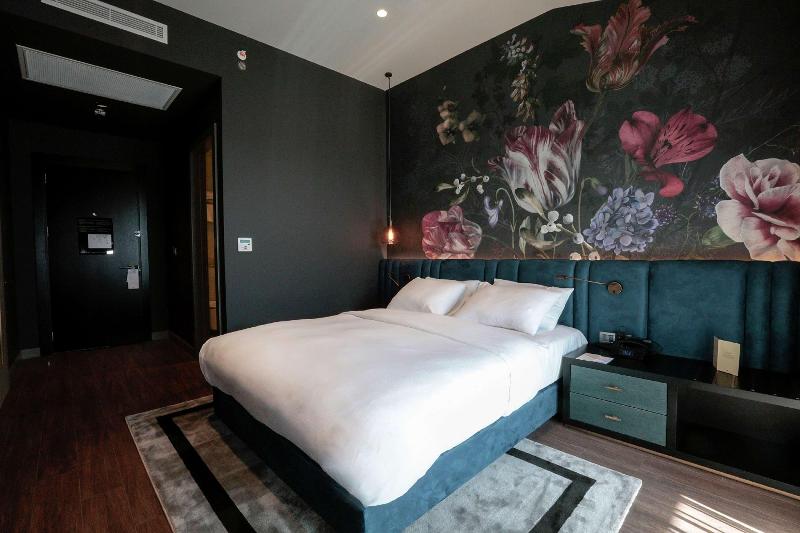 Doubletree By Hilton Izmir Airport - Oda