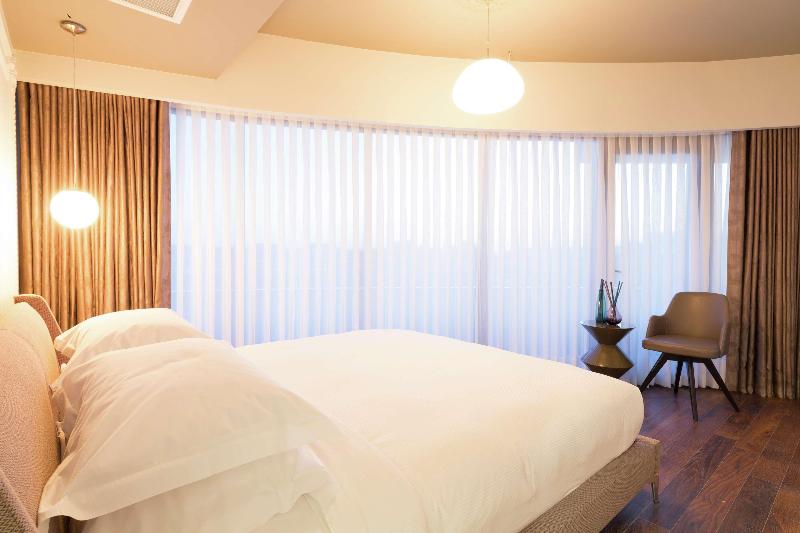 Doubletree By Hilton Izmir Airport - Oda