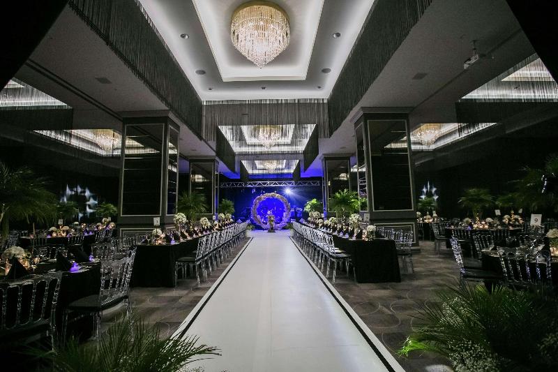 Doubletree By Hilton Izmir Airport - Restoran