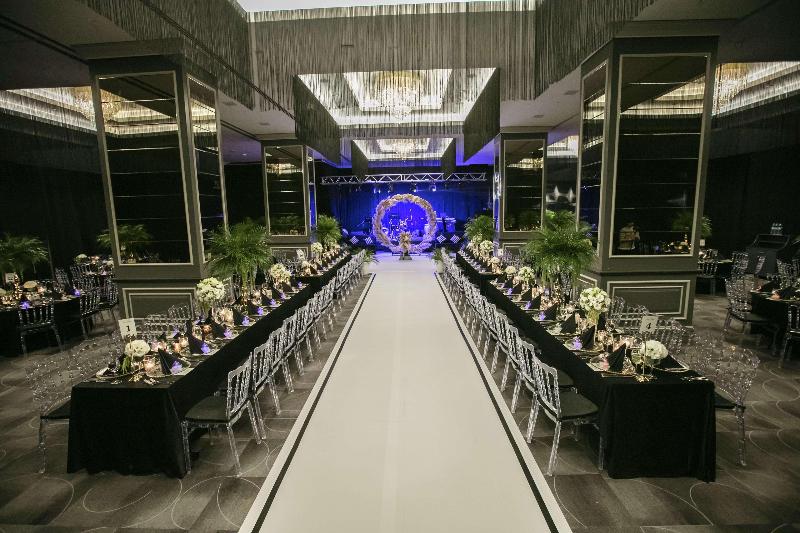 Doubletree By Hilton Izmir Airport - Restoran