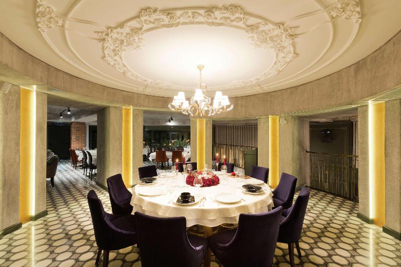 Doubletree By Hilton Izmir Airport - Restoran
