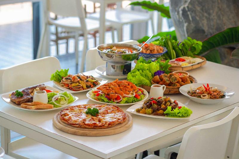 Chiangkhan River Mountain Resort - Restoran