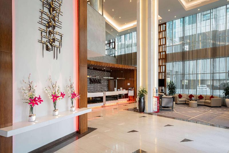 Ramada By Wyndham Dubai Barsha Heights Ex AurisInn - Lobi