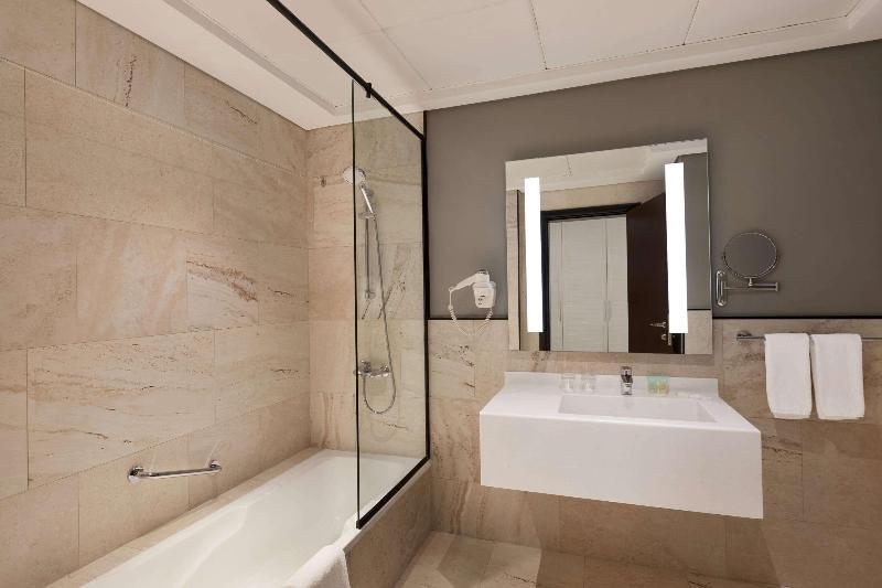 Ramada By Wyndham Dubai Barsha Heights Ex AurisInn - Oda