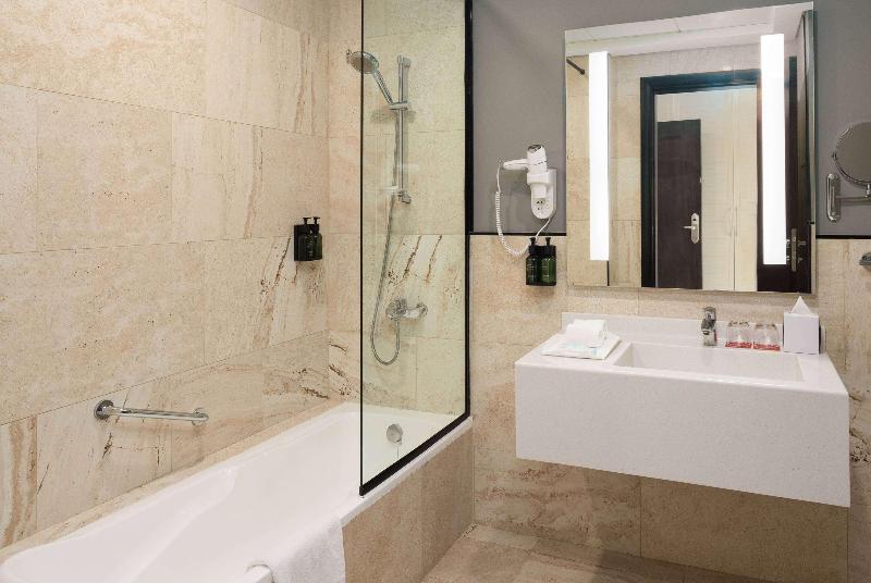 Ramada By Wyndham Dubai Barsha Heights Ex AurisInn - Oda