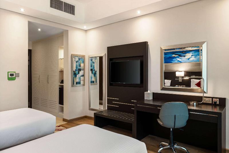 Ramada By Wyndham Dubai Barsha Heights Ex AurisInn - Oda