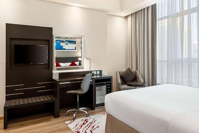 Ramada By Wyndham Dubai Barsha Heights Ex AurisInn - Oda