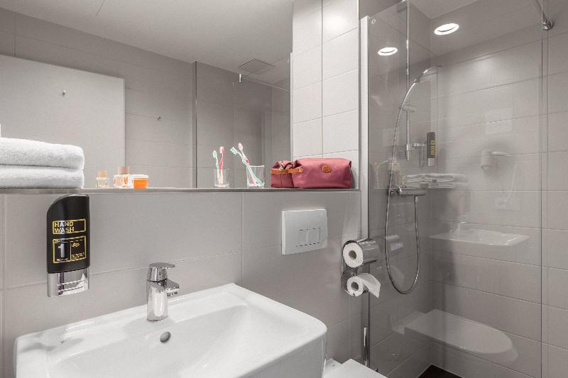 Serways Hotel Weiskirchen - Oda