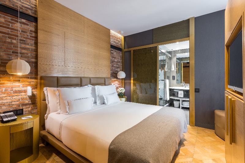 Monument Hotel - Oda