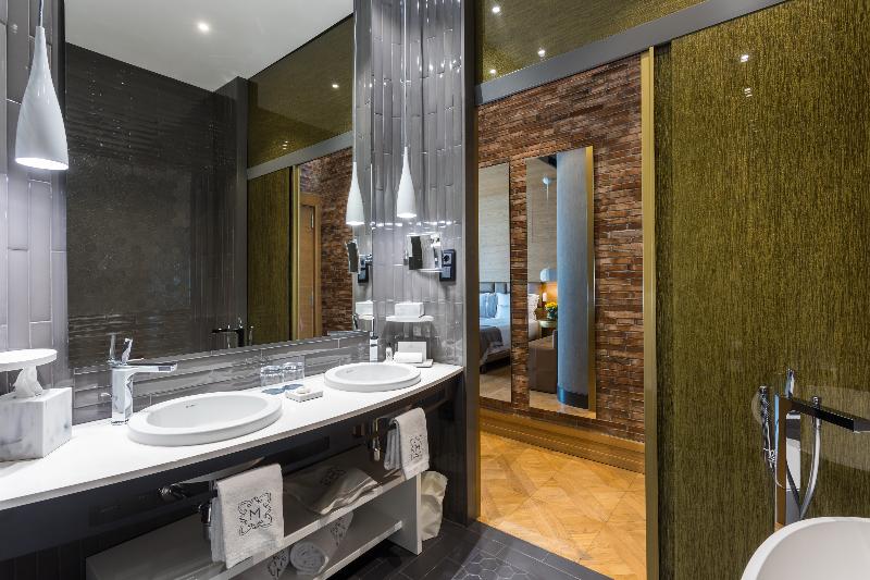 Monument Hotel - Oda