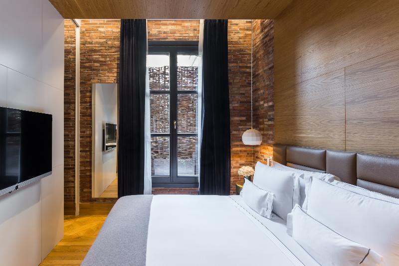 Monument Hotel - Oda