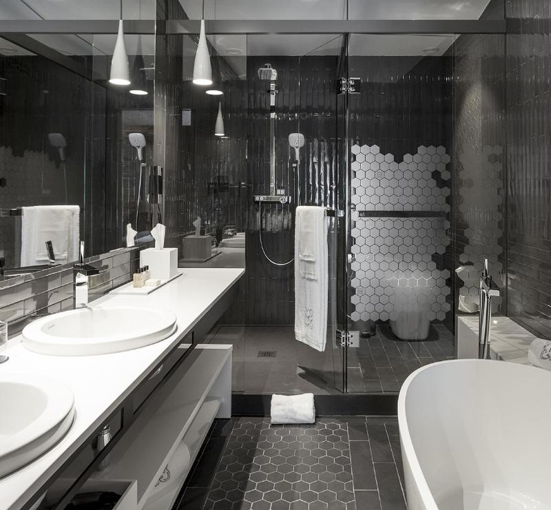Monument Hotel - Oda