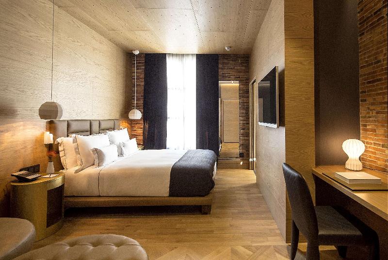 Monument Hotel - Oda
