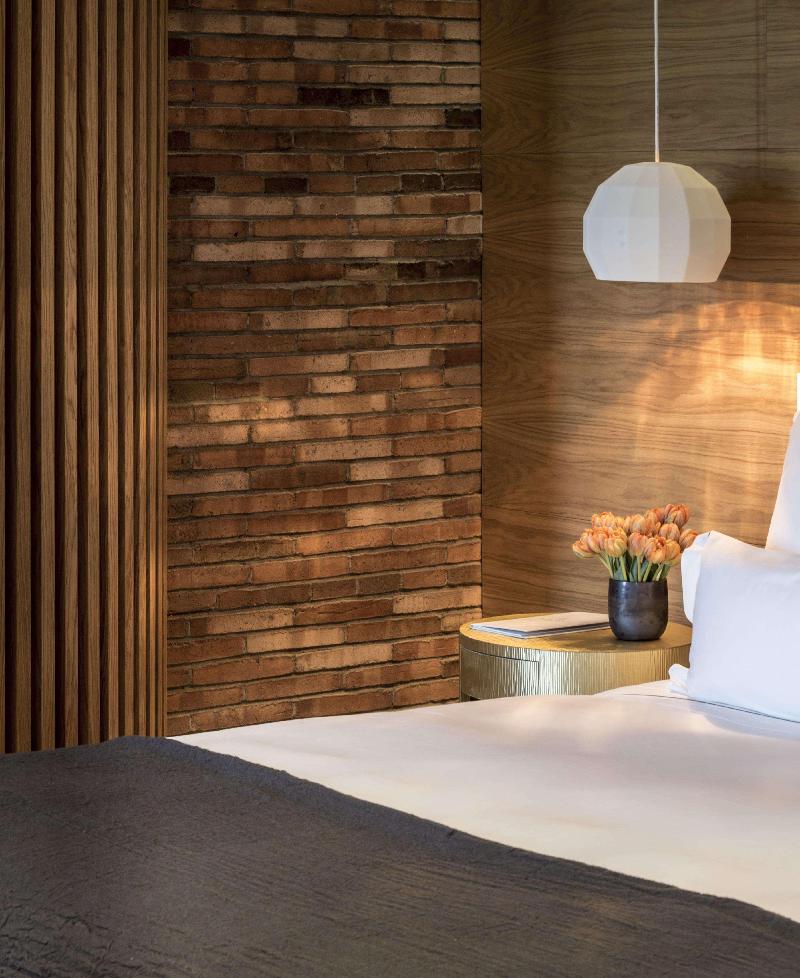Monument Hotel - Oda