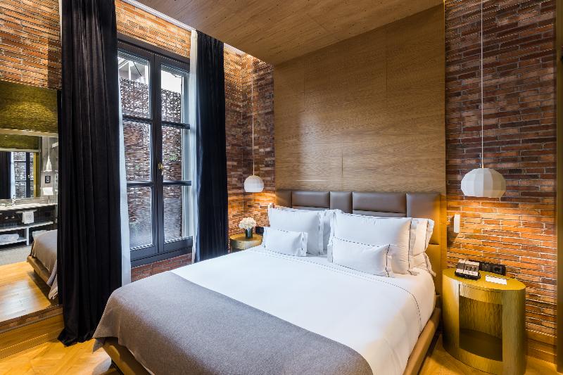 Monument Hotel - Oda