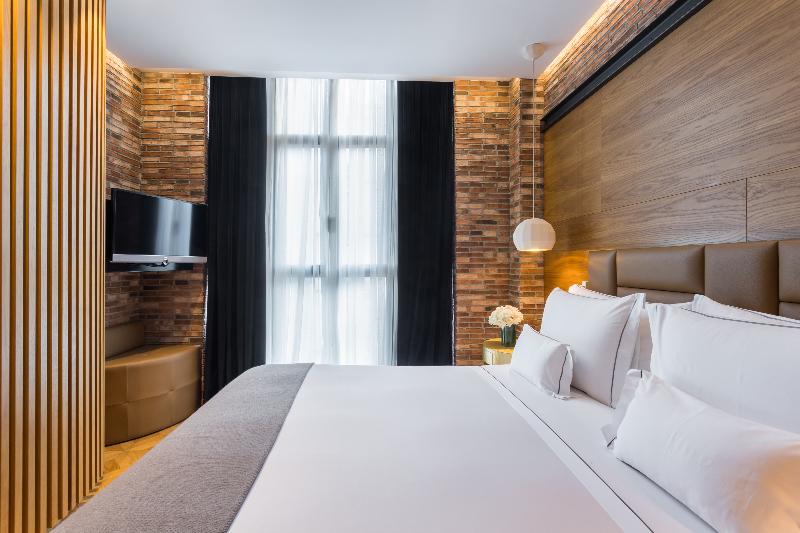 Monument Hotel - Oda