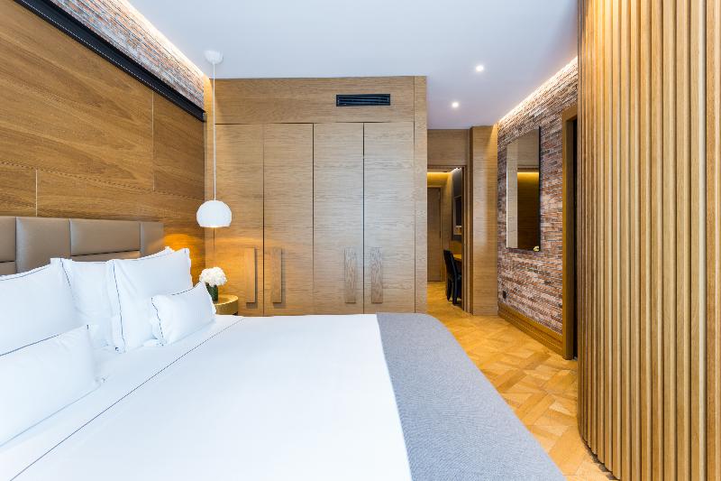 Monument Hotel - Oda