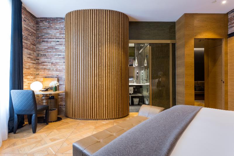 Monument Hotel - Oda