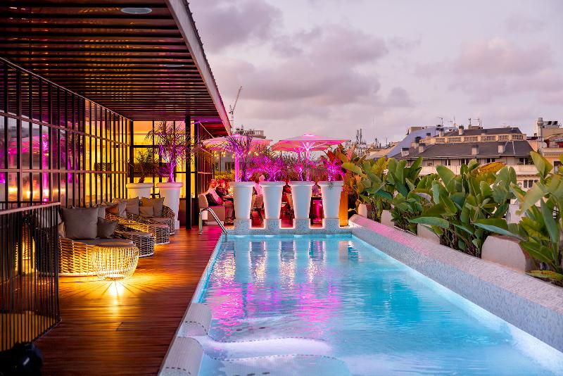 Monument Hotel - Havuz