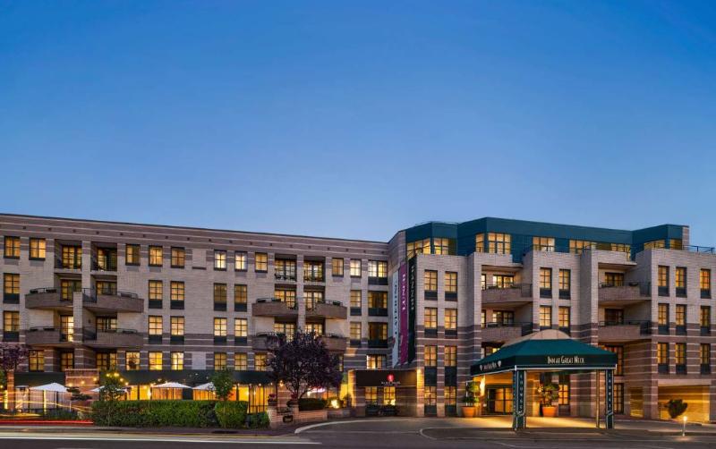 Inn at Great Neck, WorldHotels Crafted - Genel