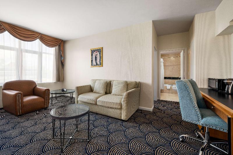 Inn at Great Neck, WorldHotels Crafted - Oda