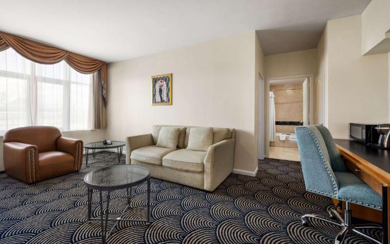 Inn at Great Neck, WorldHotels Crafted - Oda