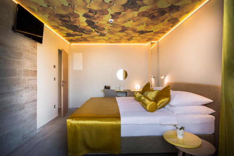 Vinotel Gospoja - Oda