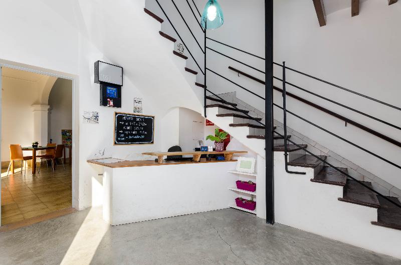 Urban Hostel Palma - Albergue Juvenil - Lobi