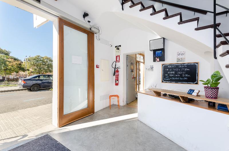 Urban Hostel Palma - Albergue Juvenil - Lobi