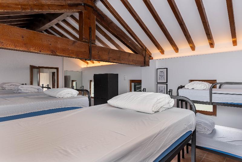 Urban Hostel Palma - Albergue Juvenil - Oda