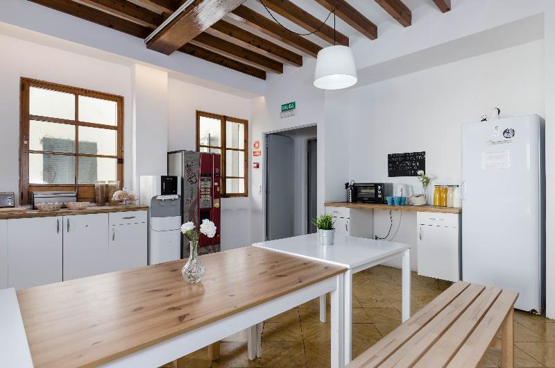 Urban Hostel Palma - Albergue Juvenil - Restoran