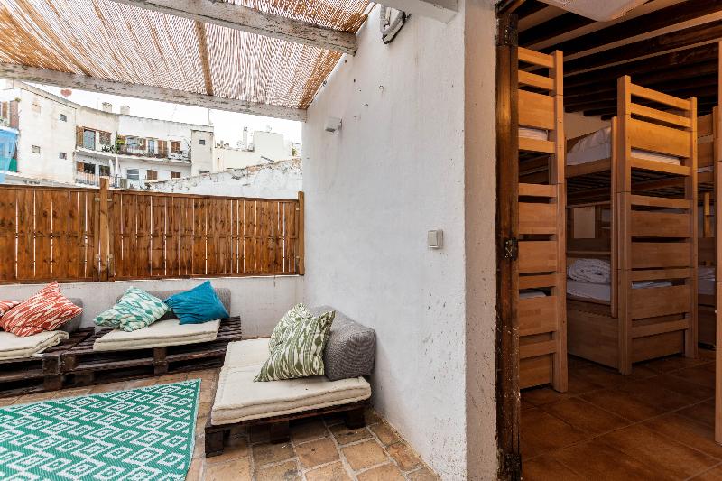 Urban Hostel Palma - Albergue Juvenil - Teras